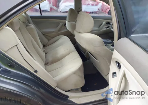 2007 Toyota Camry Le z USA, uszkodzony, nr VIN 4T1BE46K07U513628